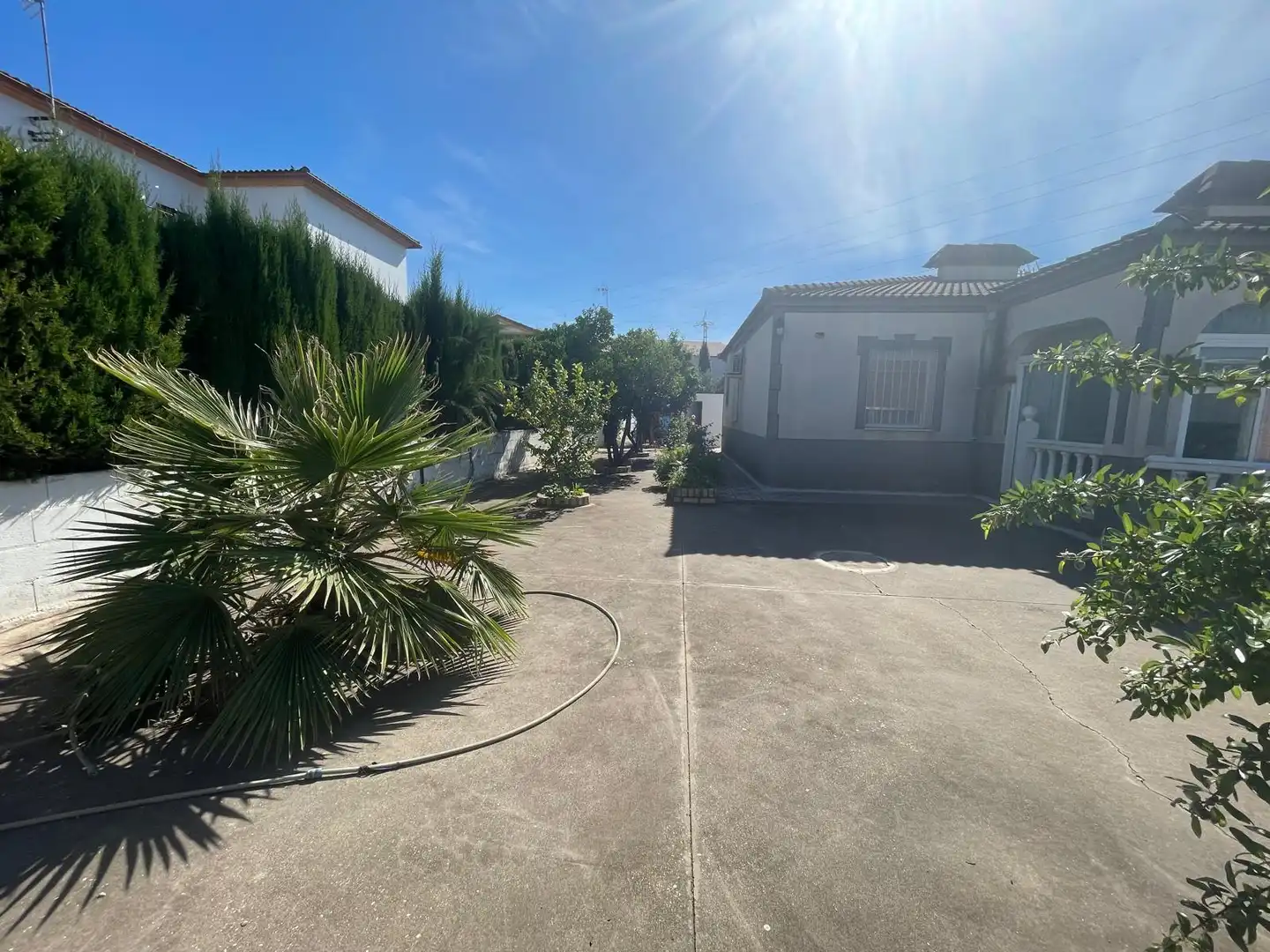 Vista exterior de Casa o xalet en venda en Córdoba amb Aire condicionat, Jardí privat i Terrassa
