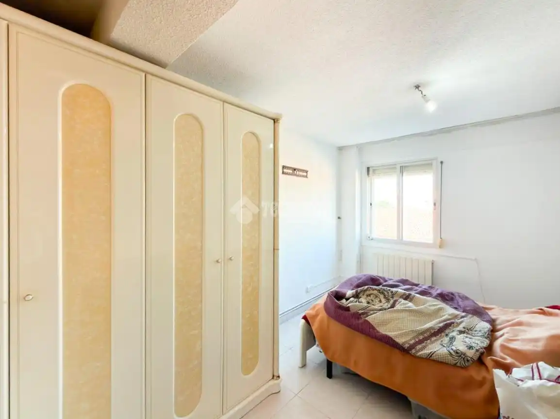Bedroom of Flat for sale in Alcalá de Henares