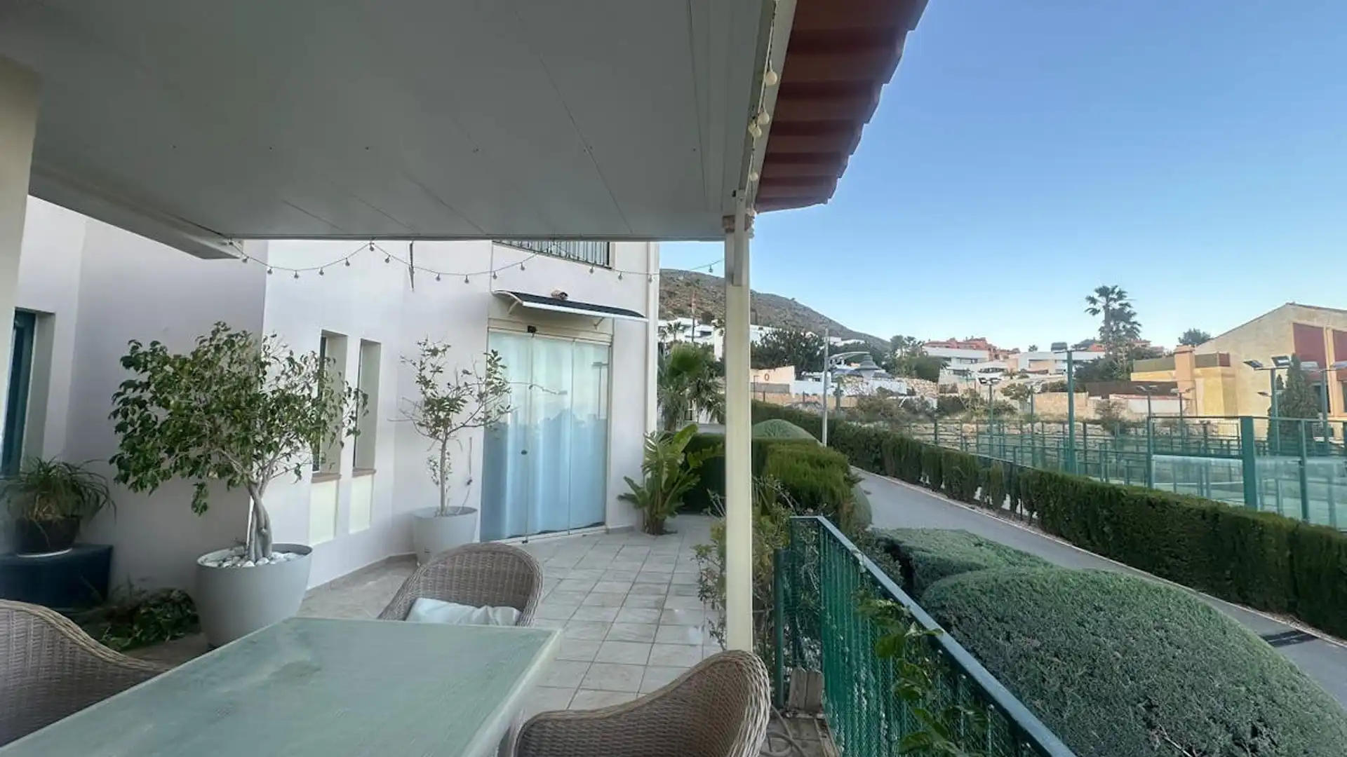 Terraza de Piso de alquiler en Finestrat con Aire acondicionado, Calefacción y Jardín privado