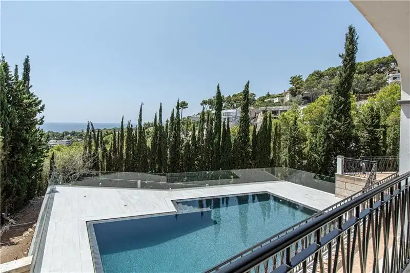 Swimming pool of Houses for sale in Calvià  with Air Conditioner, Heating and Private garden