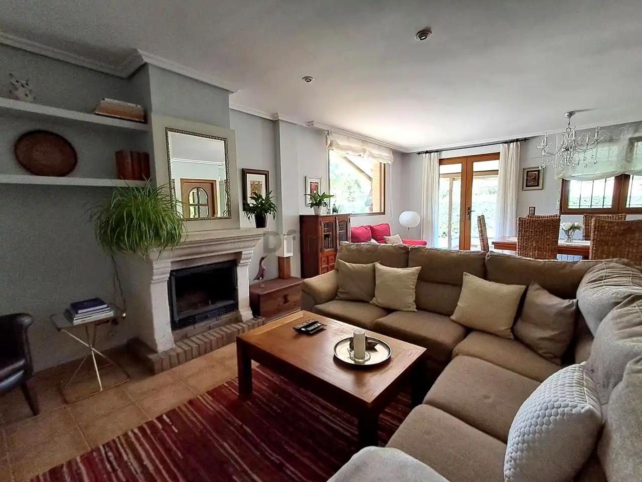 Sala d'estar de Casa o xalet en venda en Teruel amb Aire condicionat, Calefacció i Jardí privat