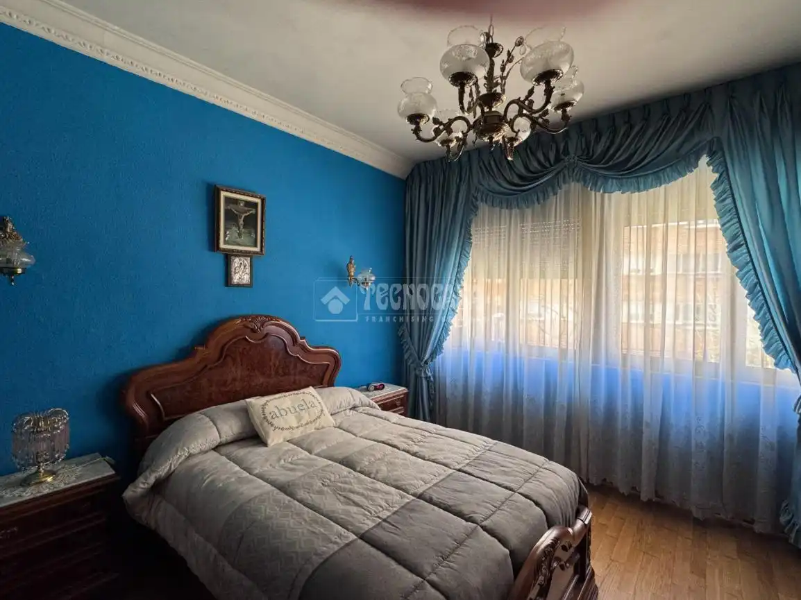 Bedroom of Detached homes for sale in León Capital   with Heating and Parquet flooring