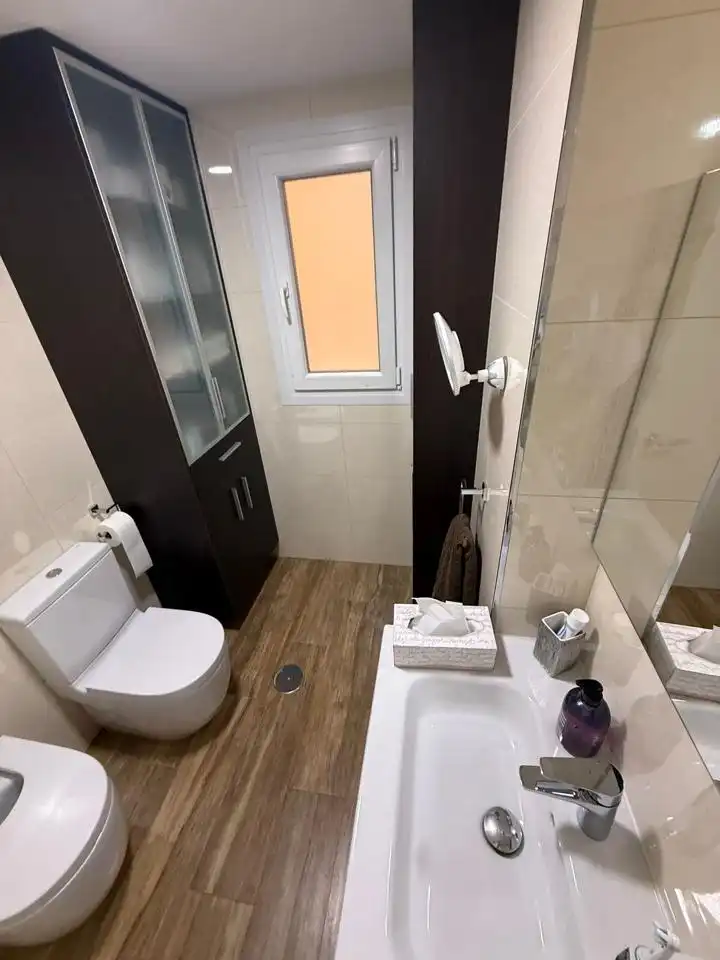 Badezimmer von Wohnung zum Verkauf in Málaga mit Klimaanlage und Terrasse