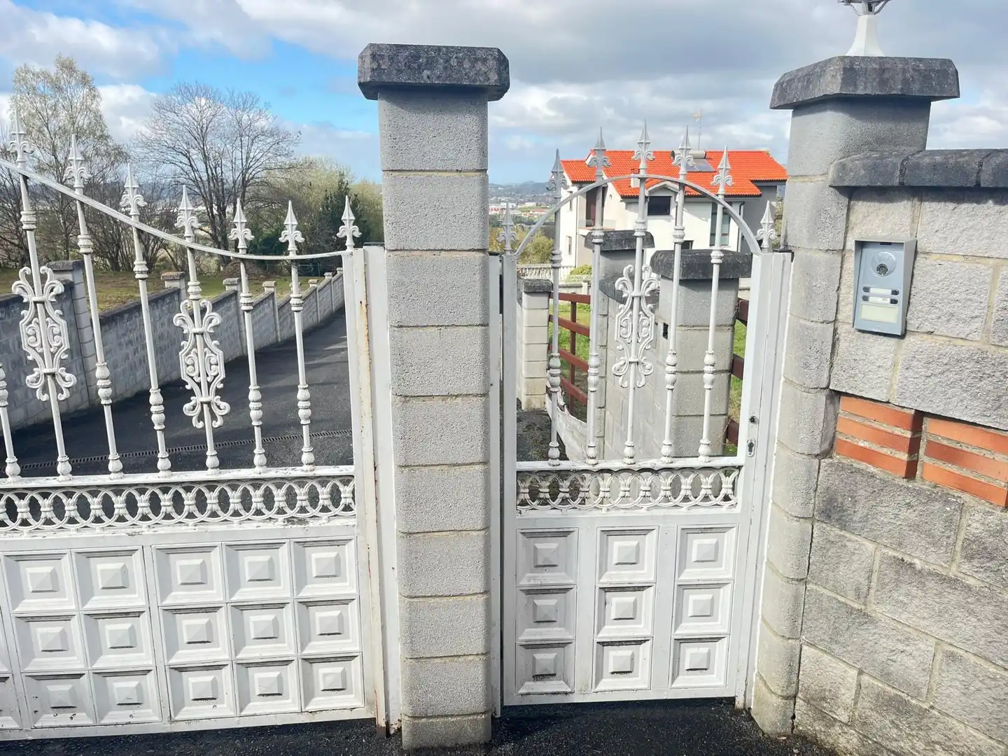 Exterior view of Residential for sale in Siero