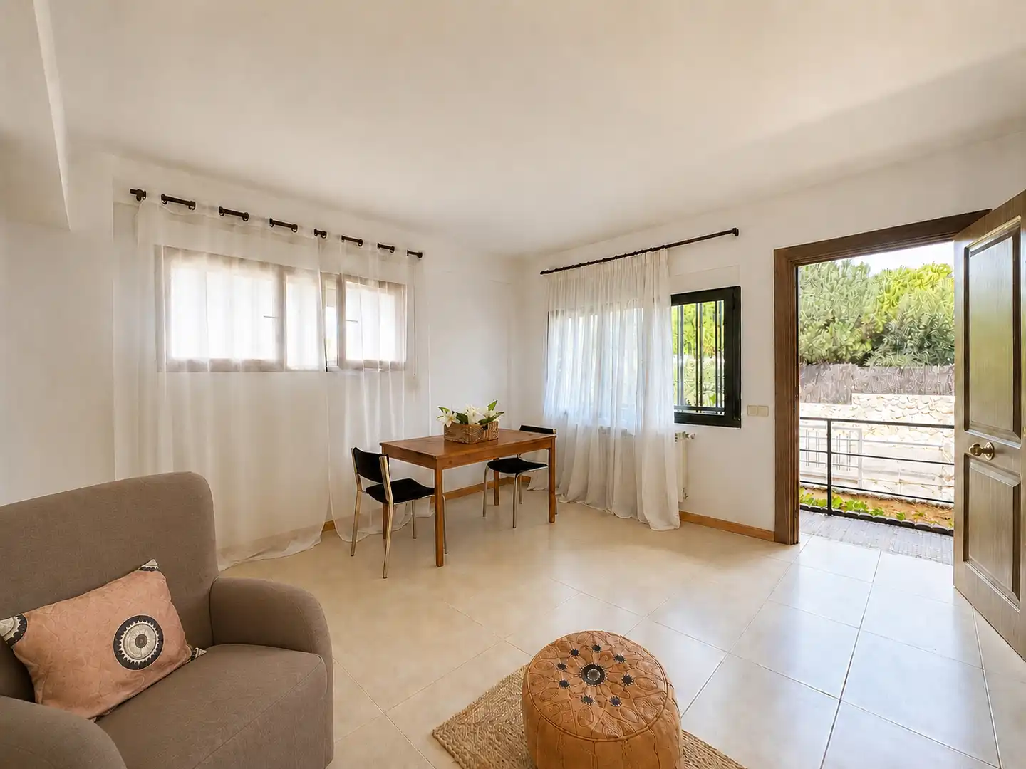 Casa aparellada amb terrassa en venda a Calle del Arra 54, imagen 6