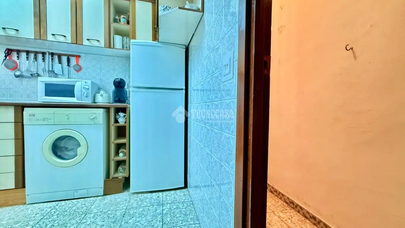 Kitchen of Flat for sale in Fuensalida, Toledo