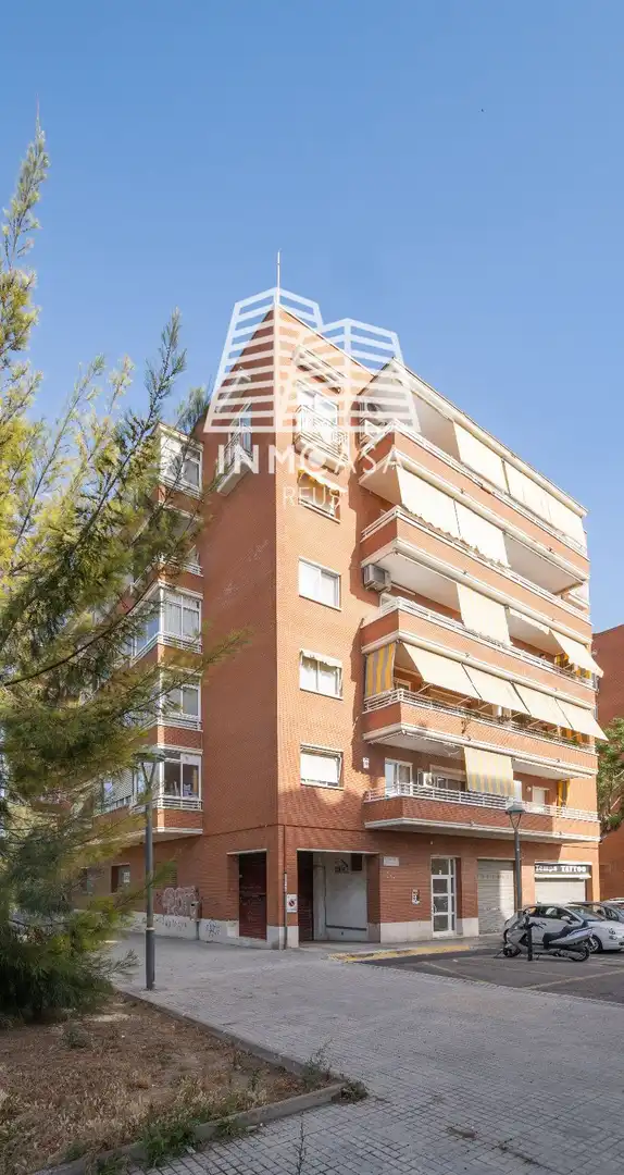 Vista exterior de Pis en venda en Tarragona amb Aire condicionat i Terrassa
