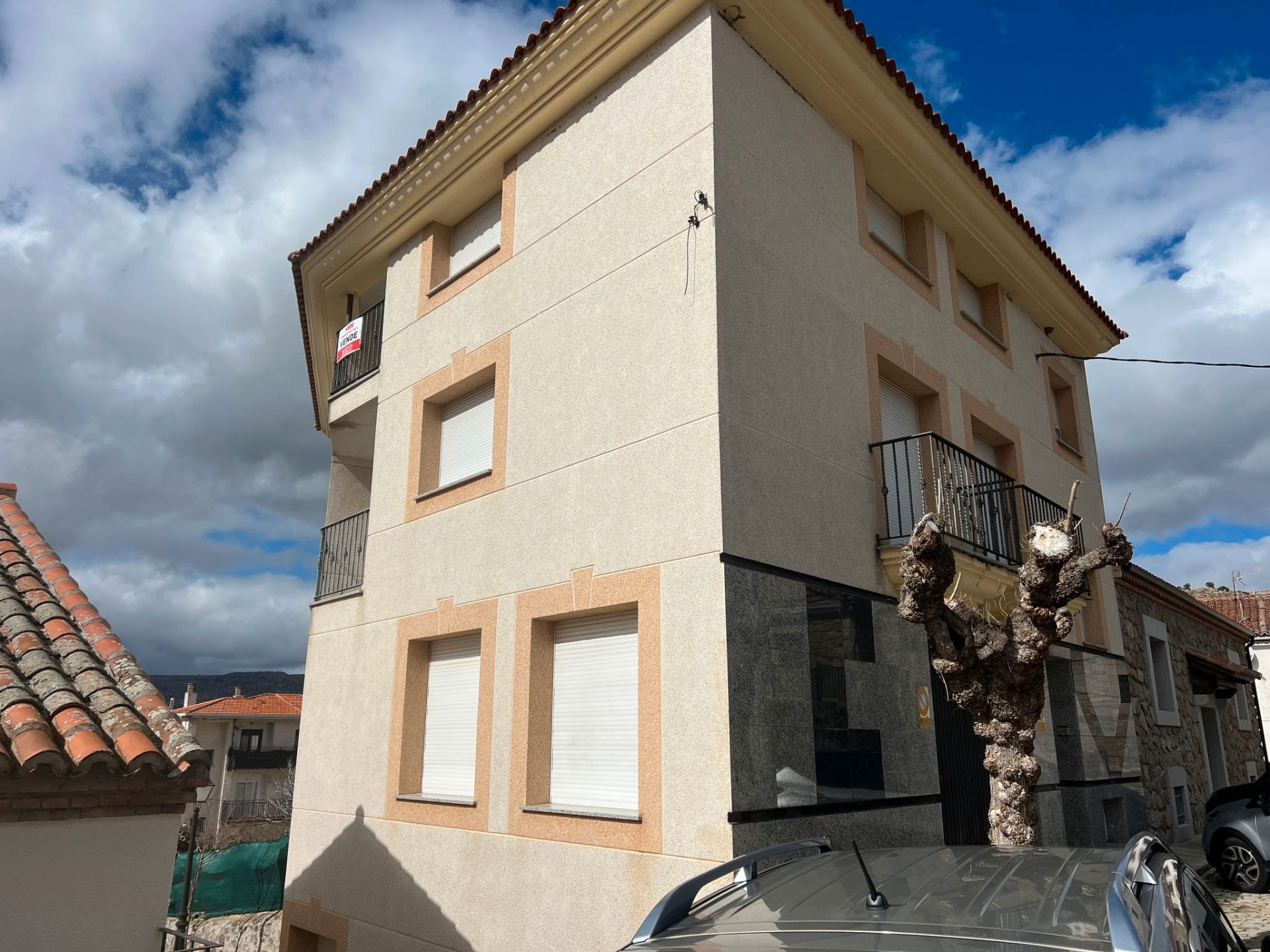 Exterior view of Flat for sale in San Bartolomé de Pinares  with Heating and Terrace