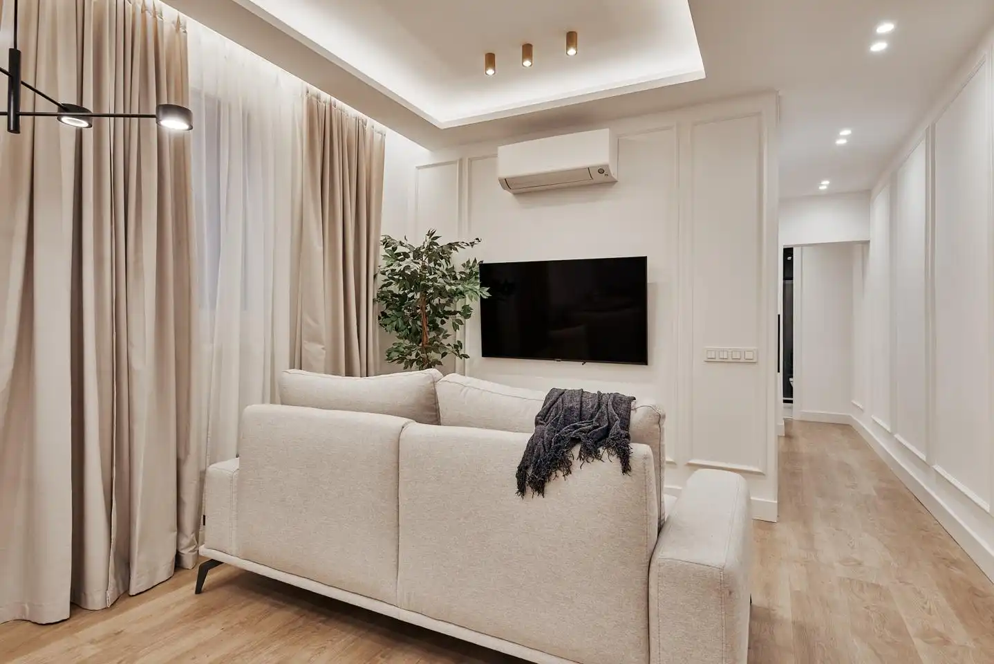 Ground floor with lift for sale in Calle de Colón, imagen 7