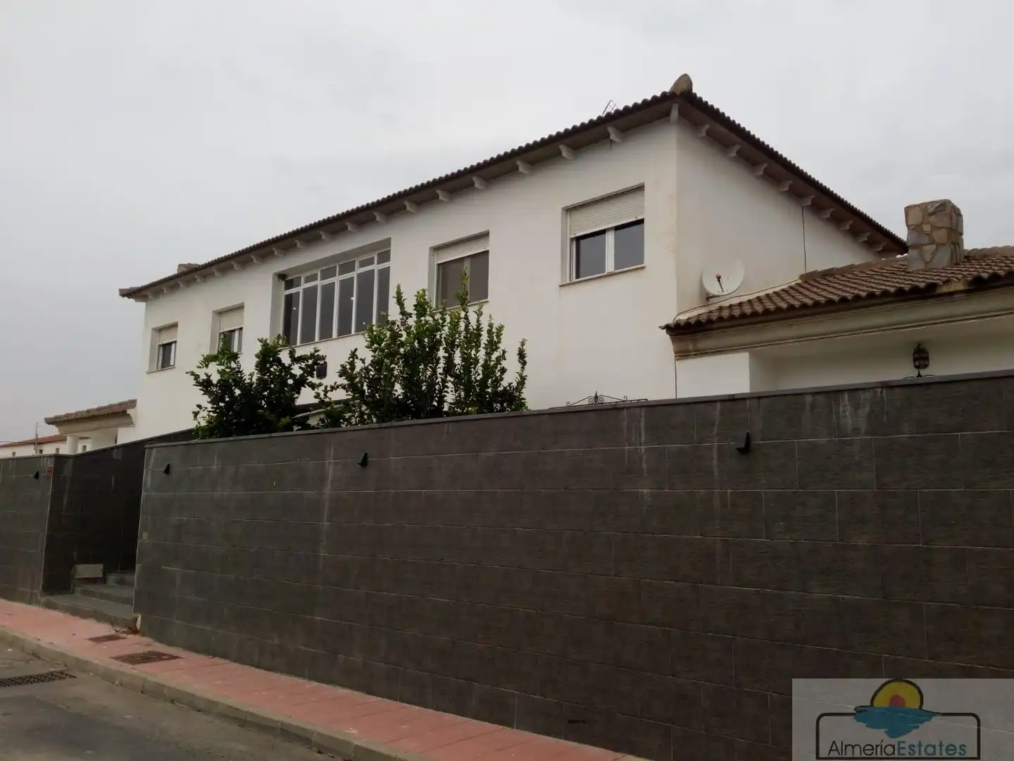 Vista exterior de Casa o chalet en venta en Tíjola con Piscina