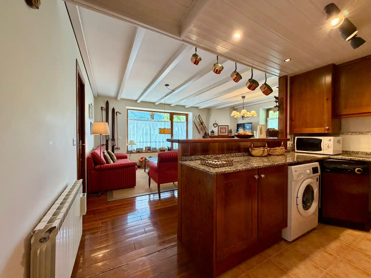 Cocina de Piso en venta en Naut Aran con Calefacción, Parquet y Terraza