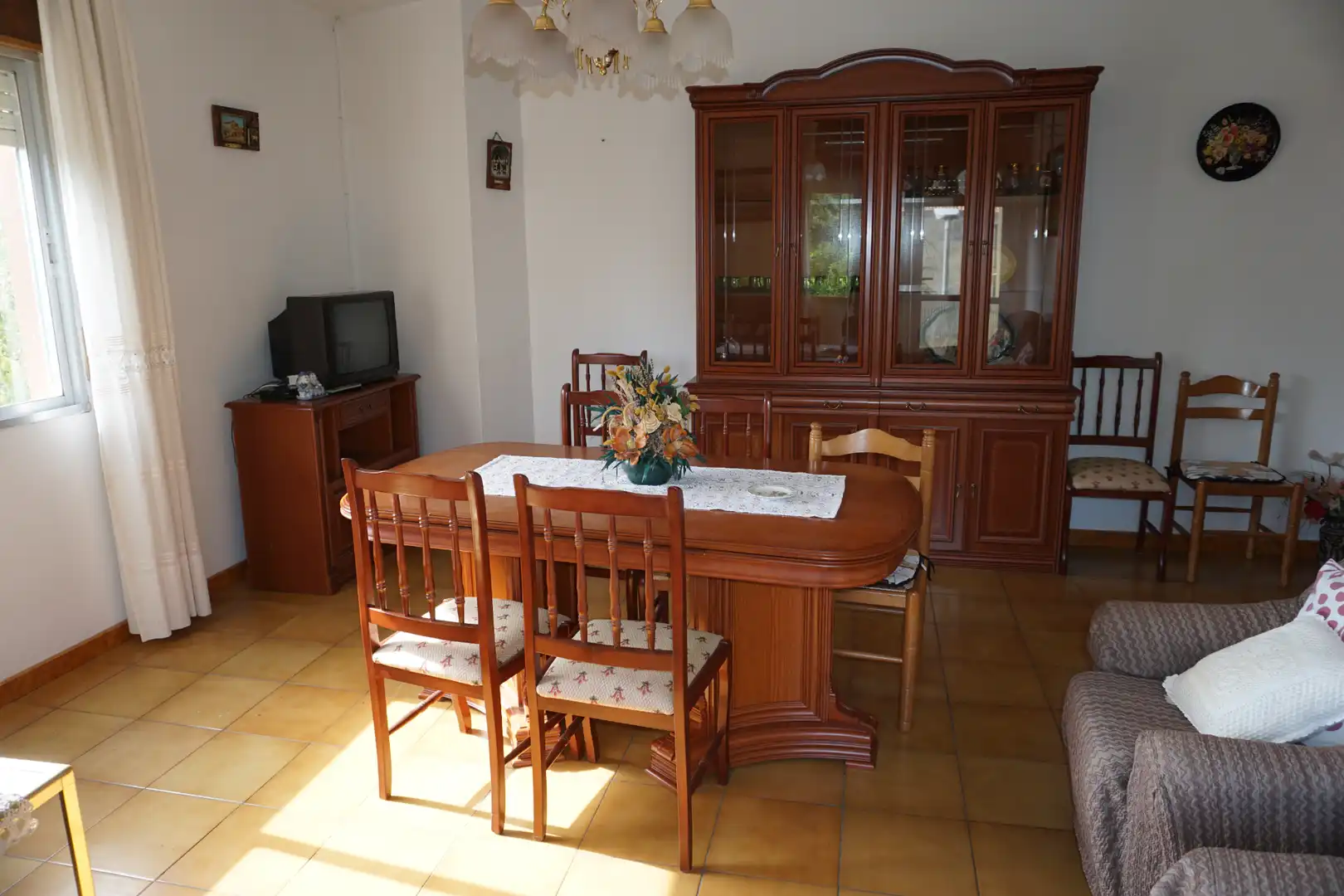 Comedor de Piso en venta en Monterroso con Amueblado, Horno y Balcón