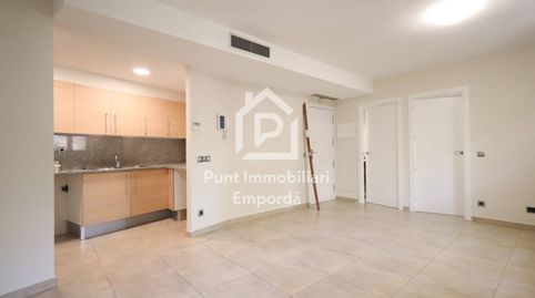 Foto 2 de Piso en venta en Calle Castellar, El Port, Llançà