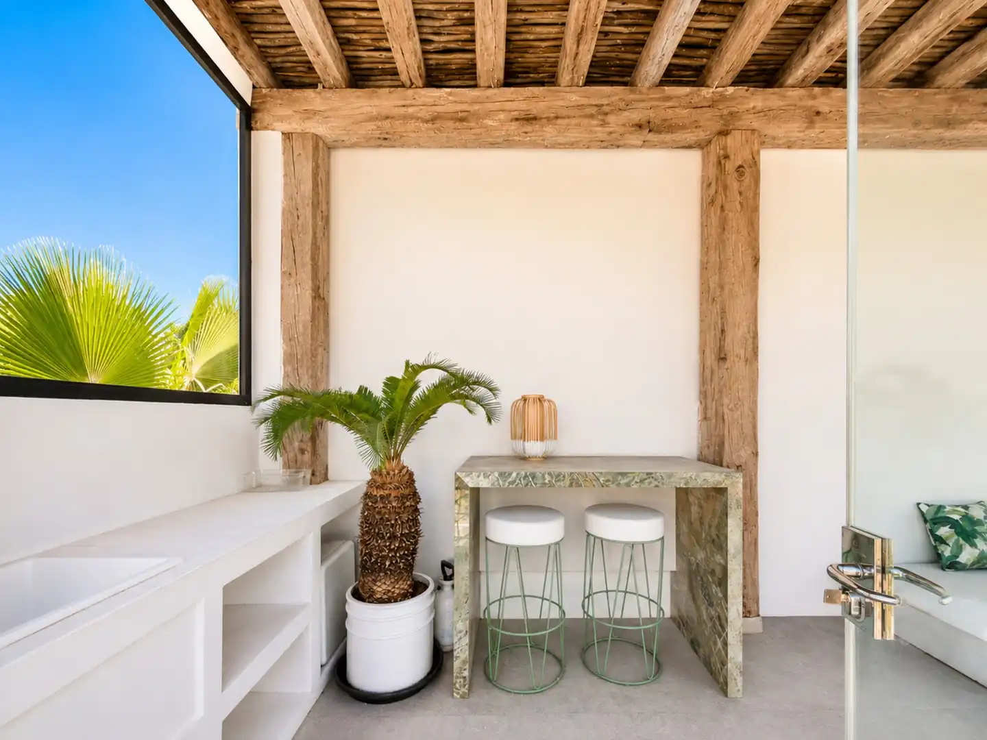 Terrassa de Casa o xalet en venda en Marbella amb Aire condicionat, Jardí privat i Terrassa