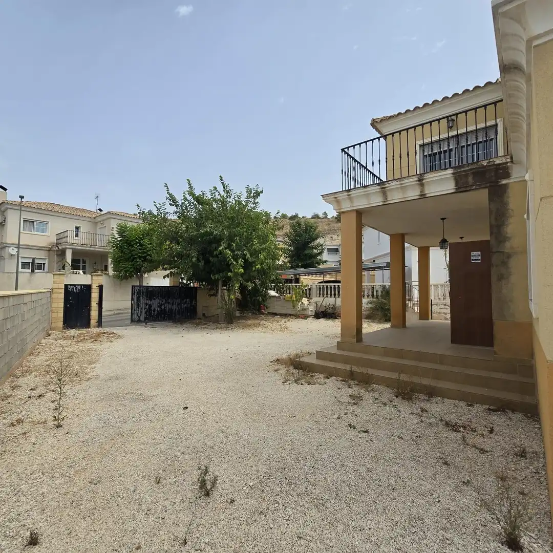 Vista exterior de Casa o xalet en venda en Aspe amb Jardí privat i Terrassa