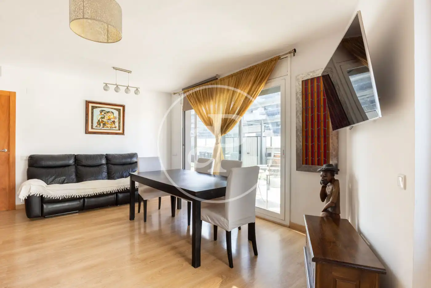 Comedor de Piso en venta en Badalona con Aire acondicionado, Calefacción y Jardín privado