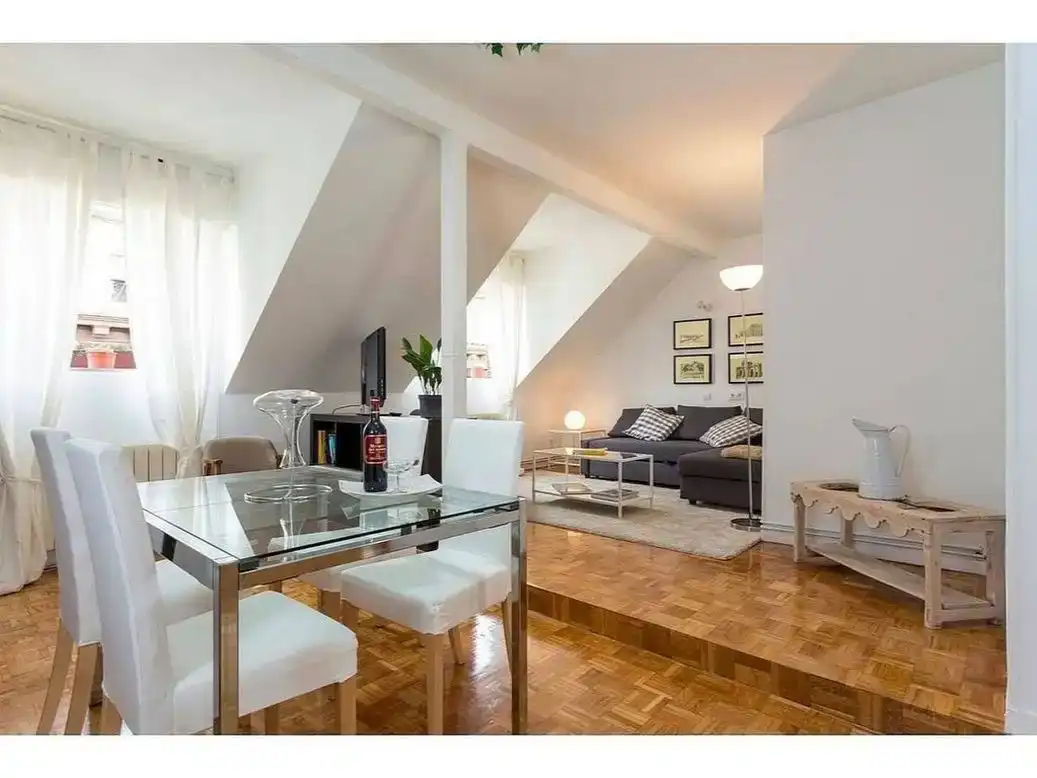 Wohnzimmer von Wohnungen zur Miete in Burgos Capital