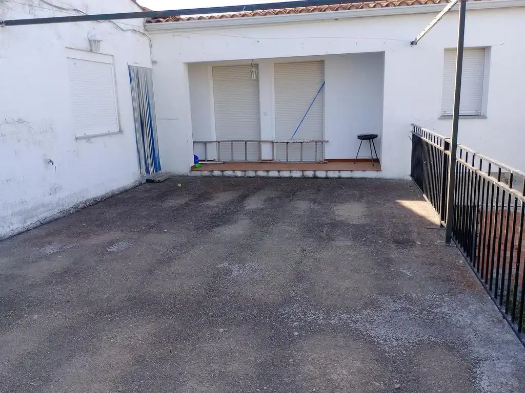 Parking de Casa o chalet en venta en Santa Amalia con Calefacción, Jardín privado y Terraza