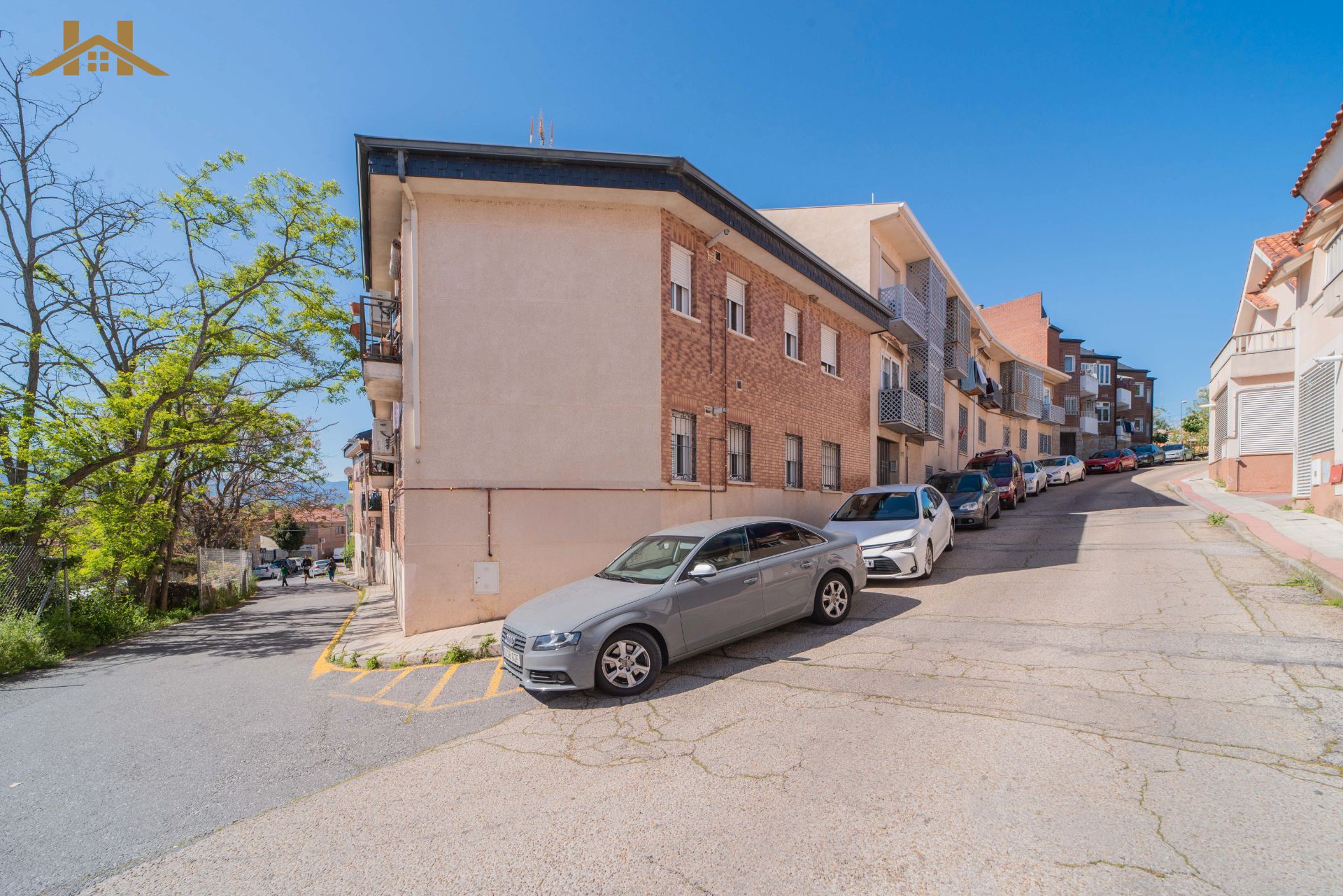 Exterior view of Flat for sale in Colmenarejo  with Air Conditioner, Heating and Balcony
