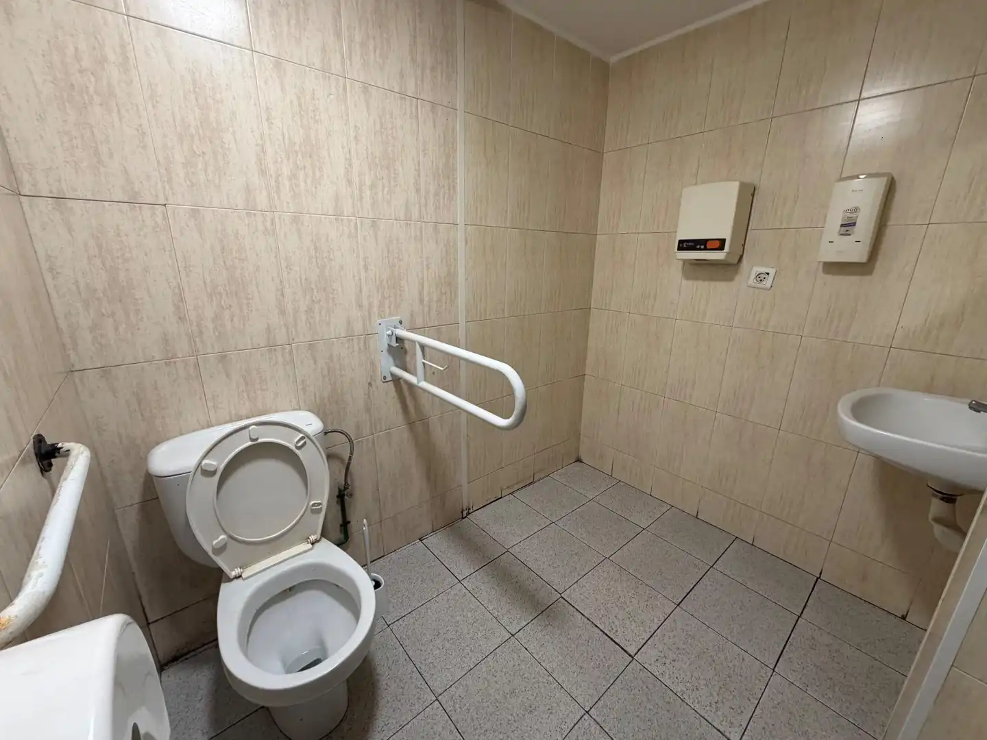 Local comercial en traspaso en Cerdanyola, imagen 18