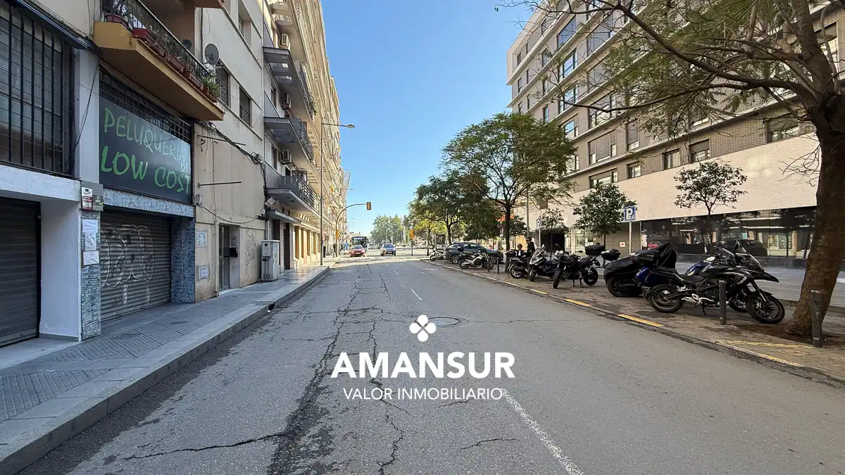 Geschaftsraum zur Miete in Avenida Italia, Centro
