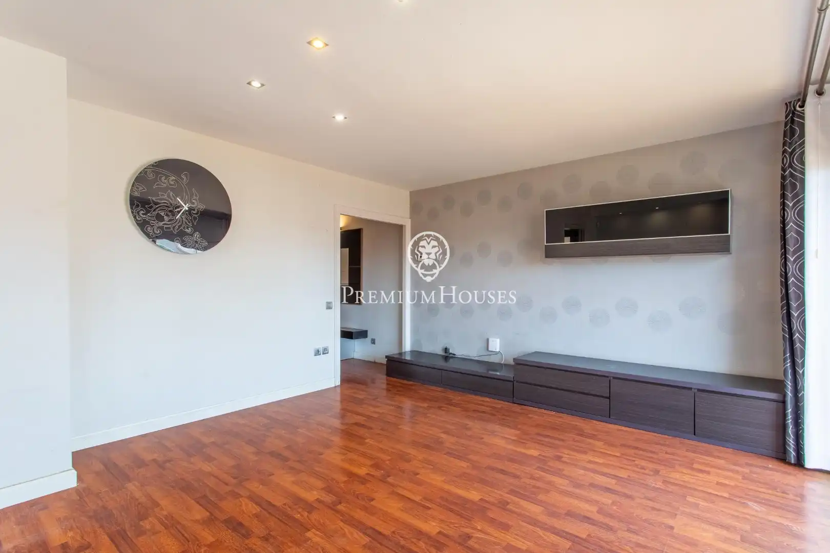Attic for sale in Mataró  with Air Conditioner, Heating and Parquet flooring