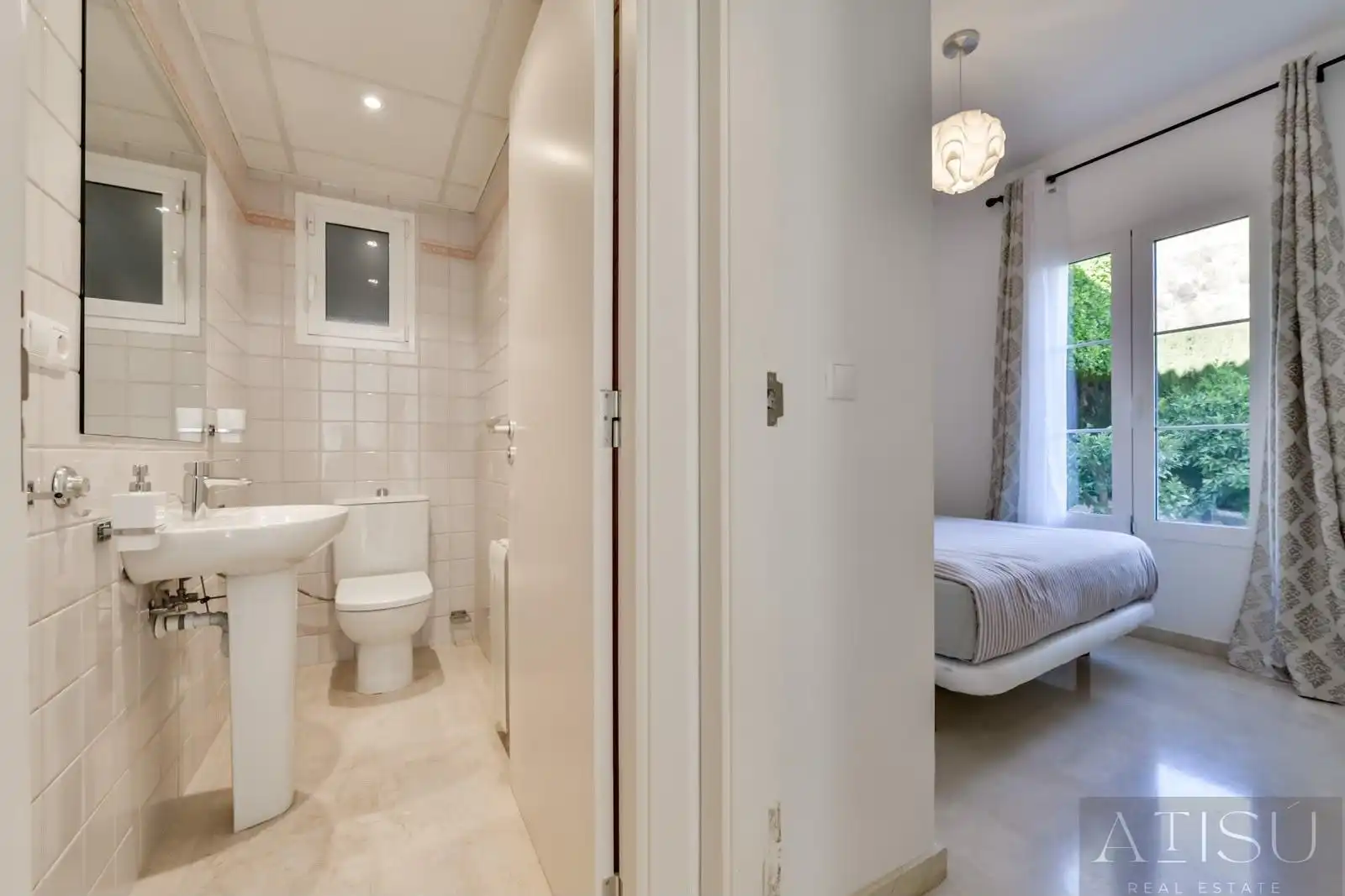 Villa con piscina in vendita a Golf Bahia, imagen 26