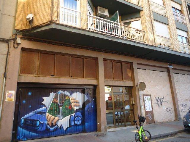 Garaje en Alquiler en Carrer Ermengol VI, 8 en Joc de la Bola - Camps d'Esports