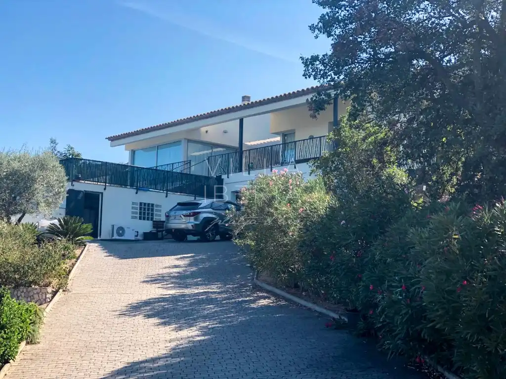 Casa con piscina en venta en Golf Costa Brava, imagen 10