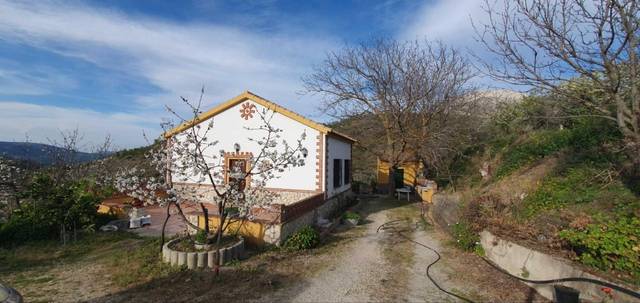 Finca rústica en Venta en Yunquera