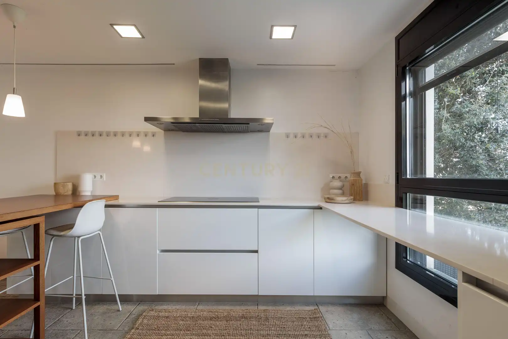 Cuina de Casa o xalet en venda en Sant Cugat del Vallès amb Aire condicionat, Jardí privat i Traster