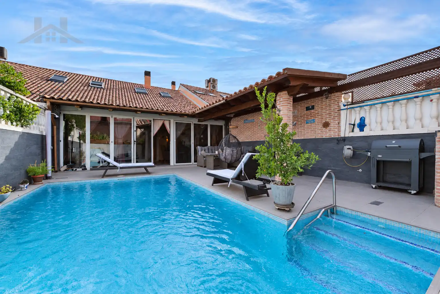 Villa avec terrasse à vendre à Calle de Navalcarnero