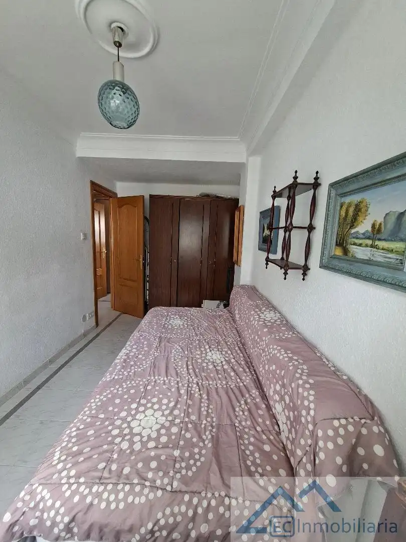 Habitación de Piso en venta en Santander con Calefacción