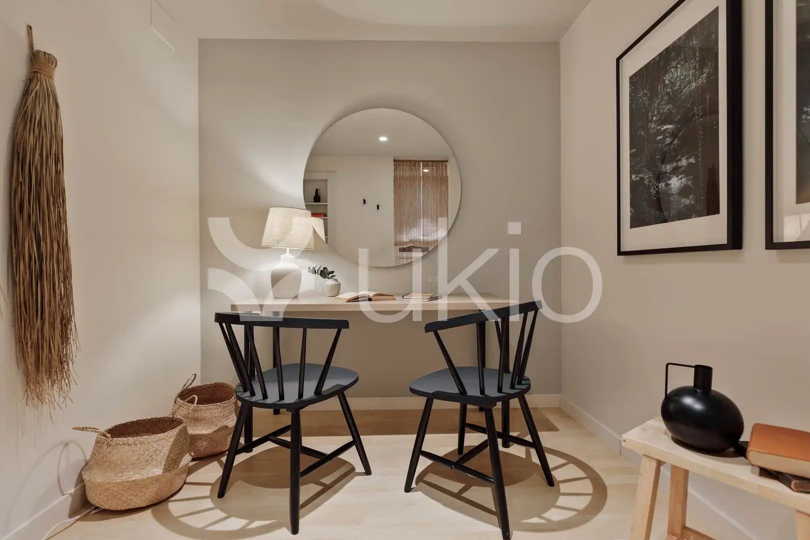 Dormitori de Apartament de lloguer en Barcelona amb Aire condicionat, Calefacció i Terrassa