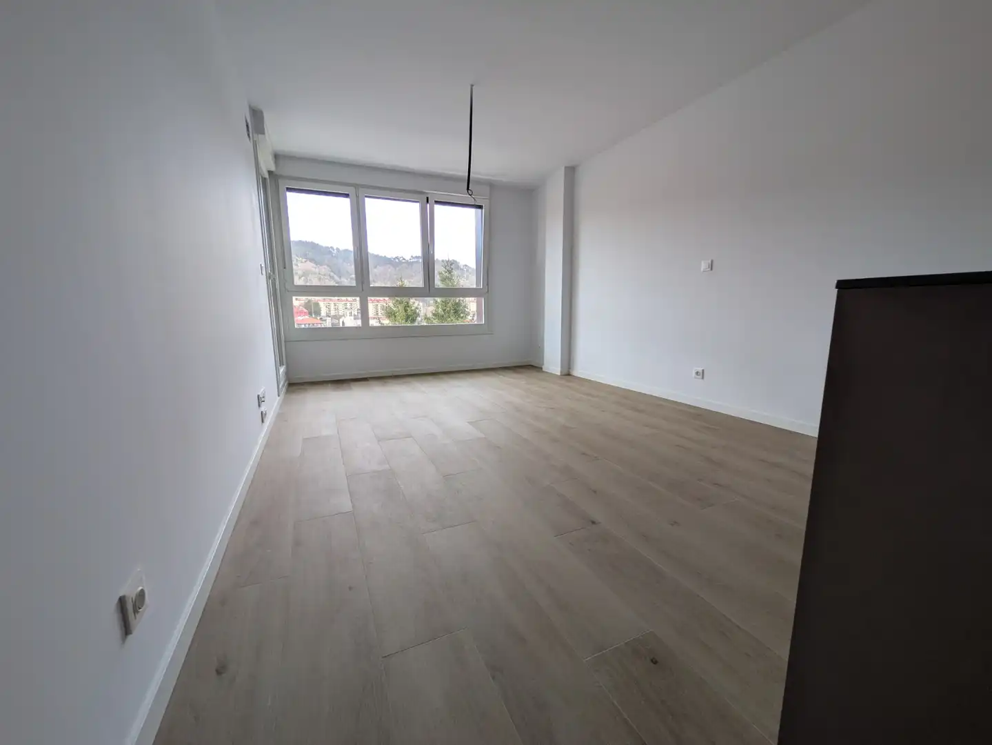 Habitación de Piso en venta en Donostia - San Sebastián  con Calefacción, Terraza y Trastero