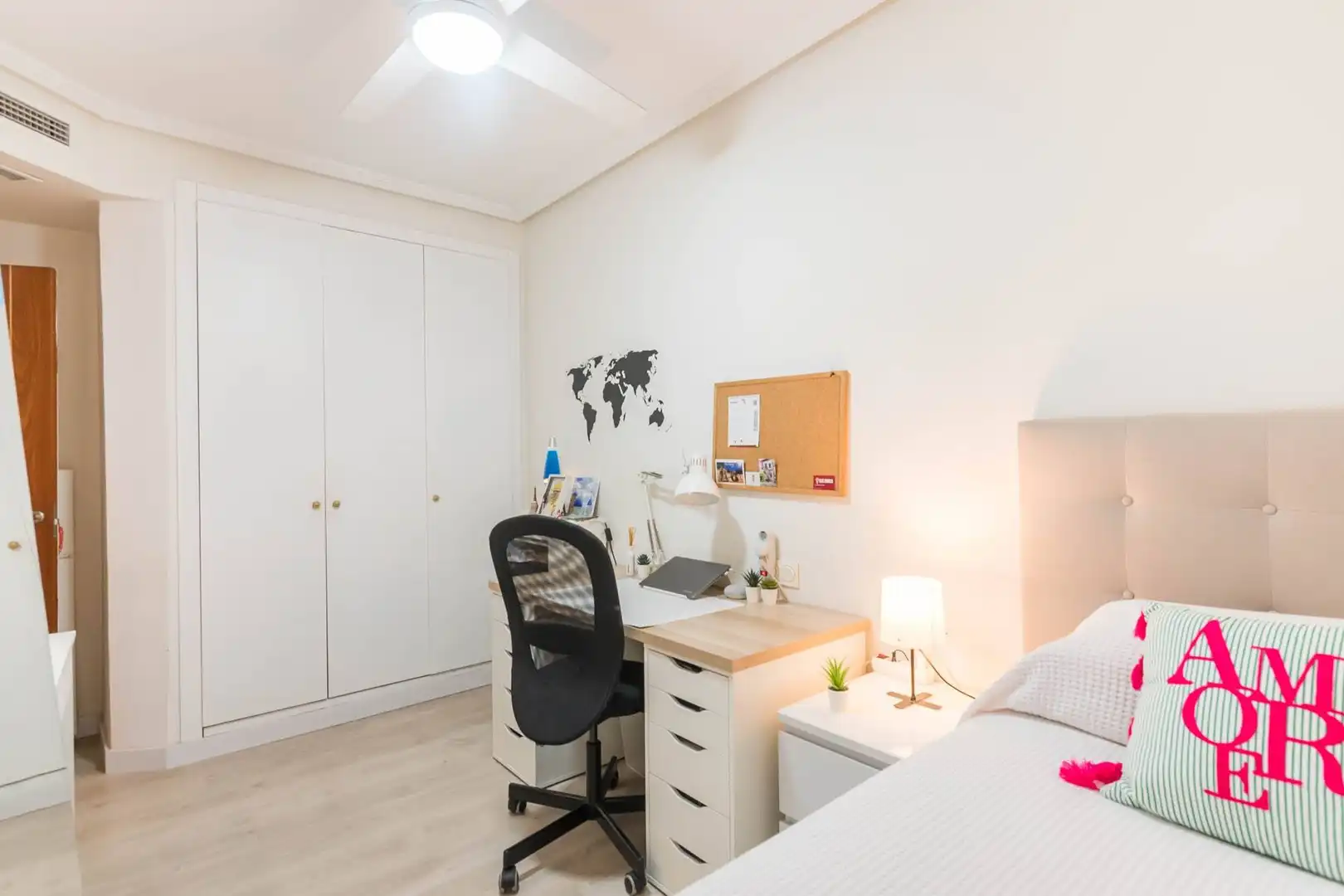 Bedroom of Attic for sale in Murcia  with Air Conditioner, Terrace and Storage room