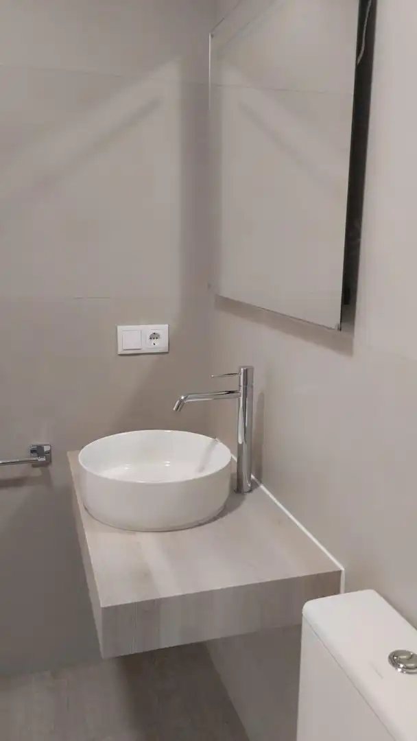 Baño de Planta baja en venta en Xirivella con Aire acondicionado, Terraza y Amueblado