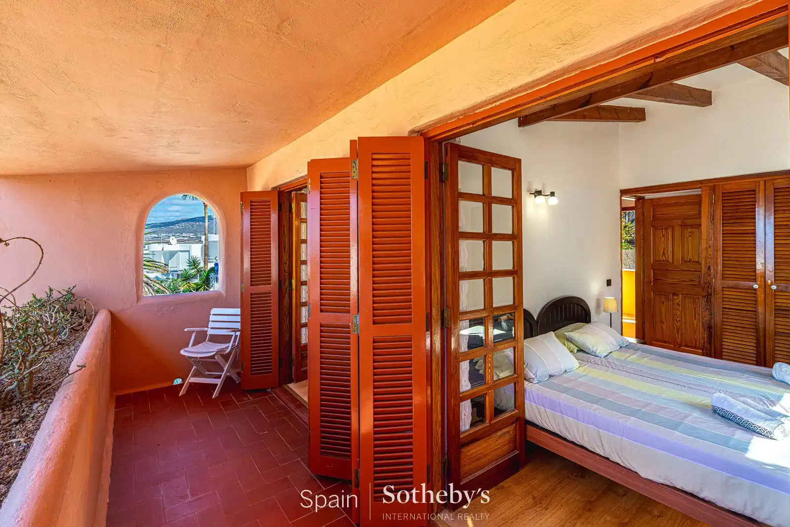 Casa o xalet en venda en Adeje amb Aire condicionat, Jardí privat i Terrassa