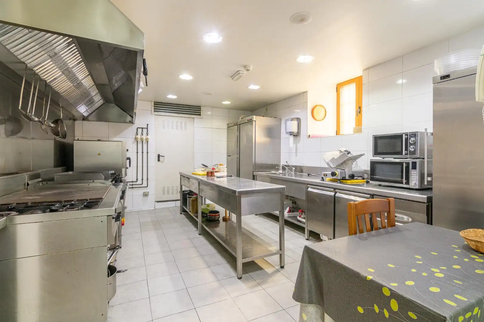 Cocina de Casa o chalet en venta en Aribe con Calefacción, Jardín privado y Parquet