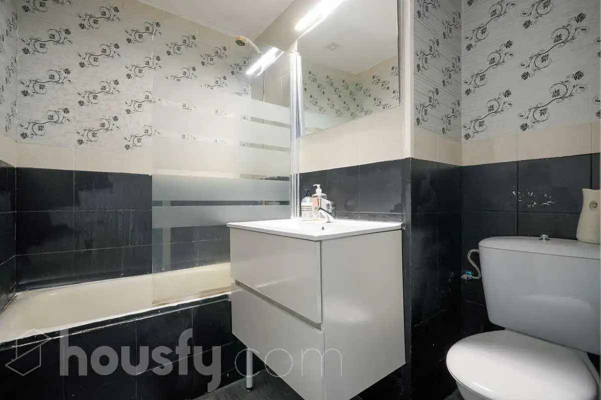 Baño de Piso en venta en Torrejón de Ardoz con Calefacción, Terraza y Trastero