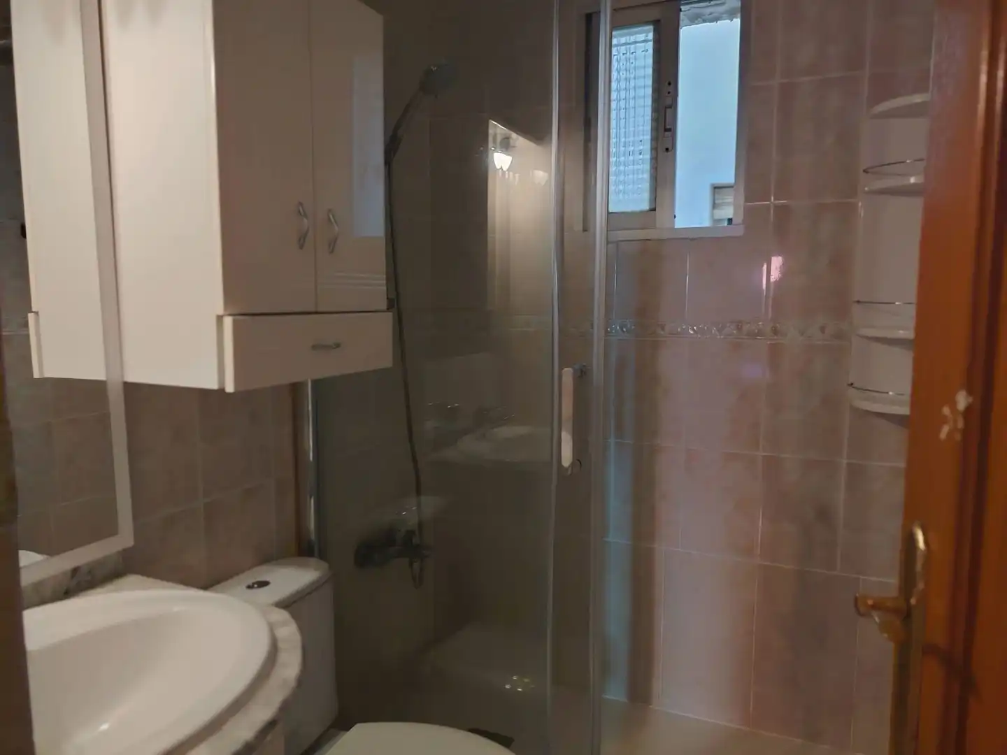Bathroom of Flat for sale in Alcalá de Henares  with Terrace and Furnished