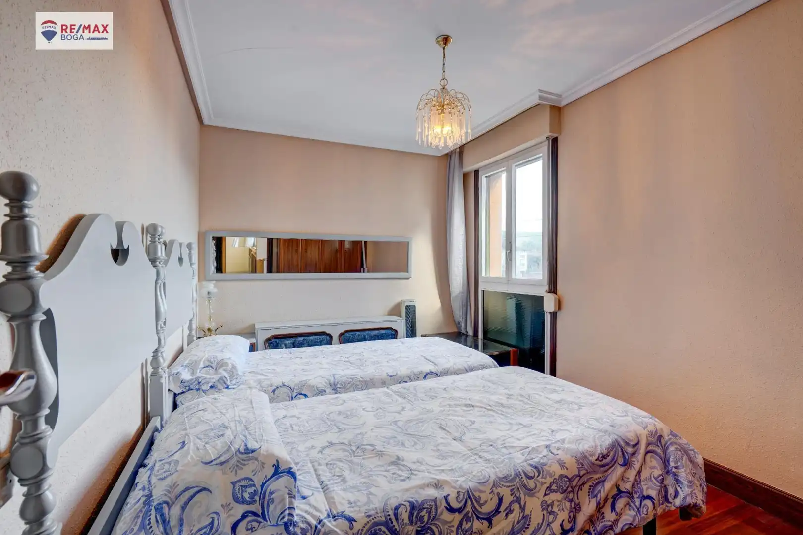 Bedroom of Flat for sale in Errenteria  with Parquet flooring and Furnished