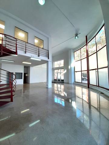 Local comercial en Alquiler en Carrer d'Ignasi Iglesias, 17 en El Pedró