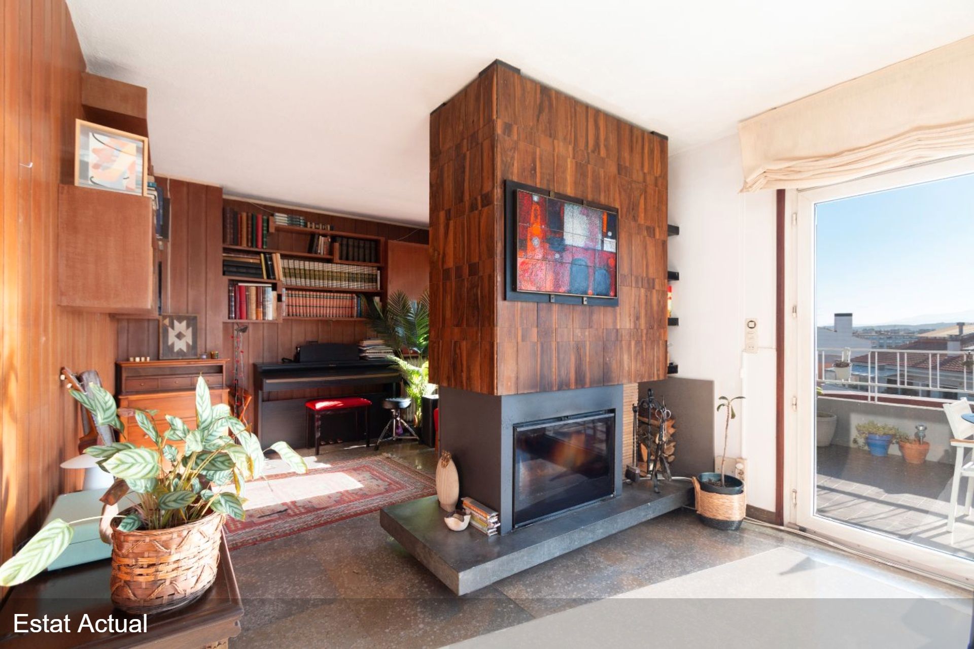 Living room of Attic for sale in Girona Capital  with Air Conditioner, Heating and Terrace
