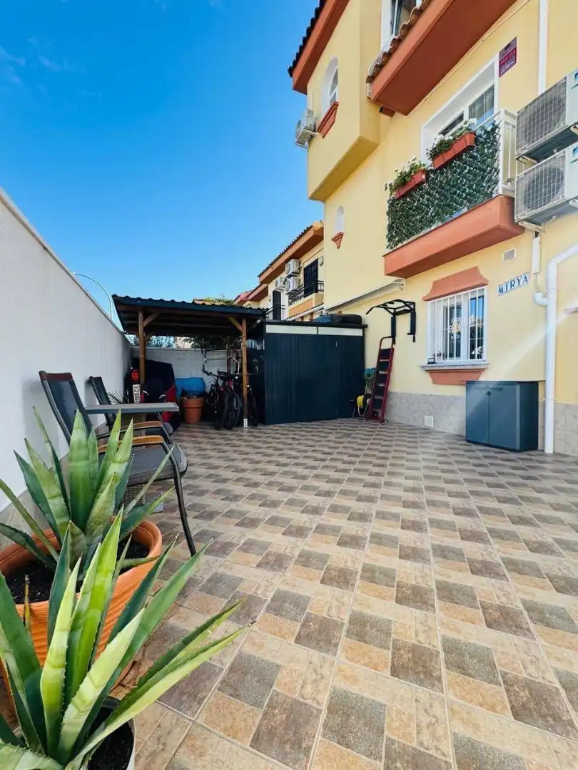 Exterior view of Houses for sale in Orihuela  with Air Conditioner, Heating and Private garden