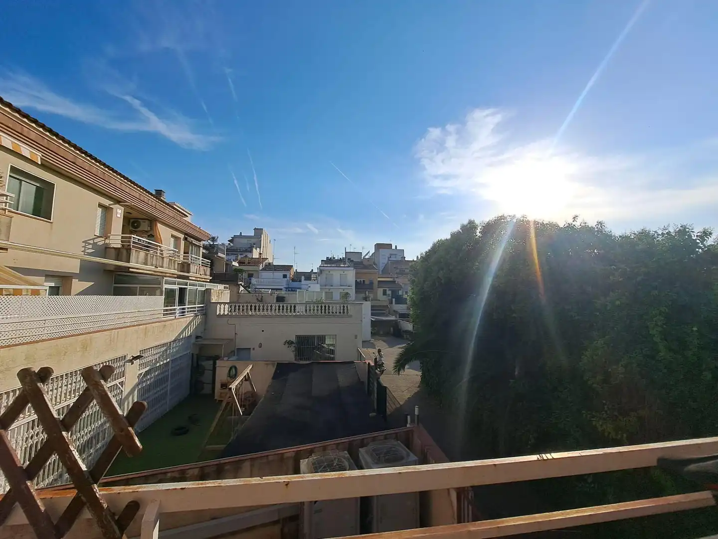 Außenansicht von Wohnung zum Verkauf in Pineda de Mar mit Heizung und Terrasse