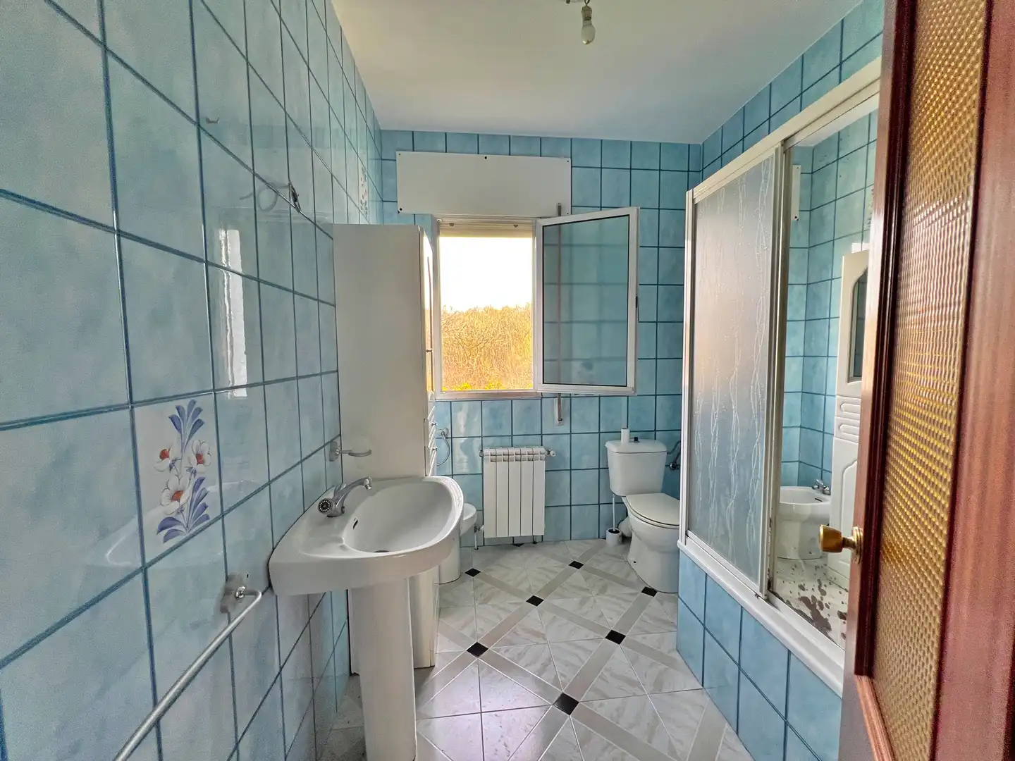 Bathroom of Houses for sale in Cospeito  with Heating, Private garden and Furnished