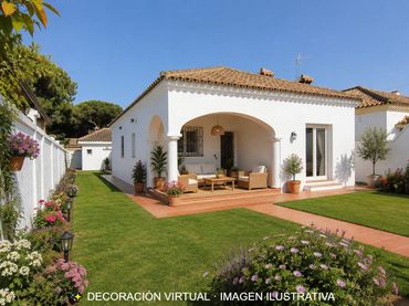 Detached house with garden for sale in Ctra Sanlúcar - Cuatro Pinos
