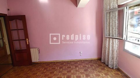 Foto 2 de Piso en venta en Montesclaros, Tres Olivos - La Piedad, Talavera de la Reina