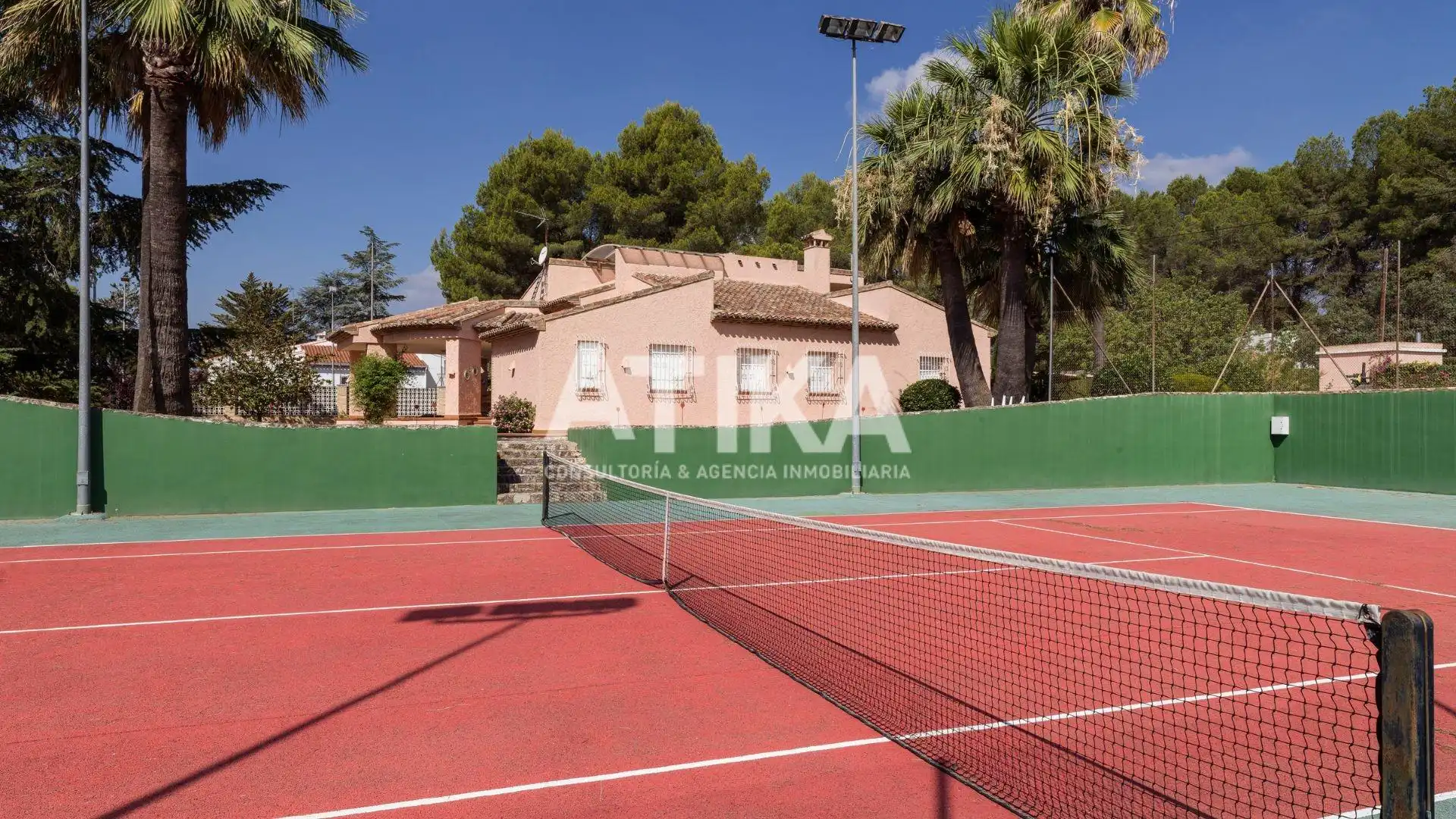 Vista exterior de Casa o chalet en venta en Ontinyent con Calefacción, Terraza y Piscina